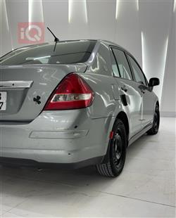 نیسان ڤێرسا